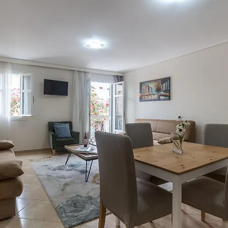 Apartahotel Urbanstay 3*